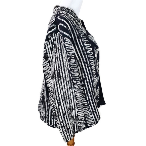 Chico's Black and White Art-To-Wear Bolero Abstract Dressy Blazer Jacket Size 2 - Picture 3 of 11